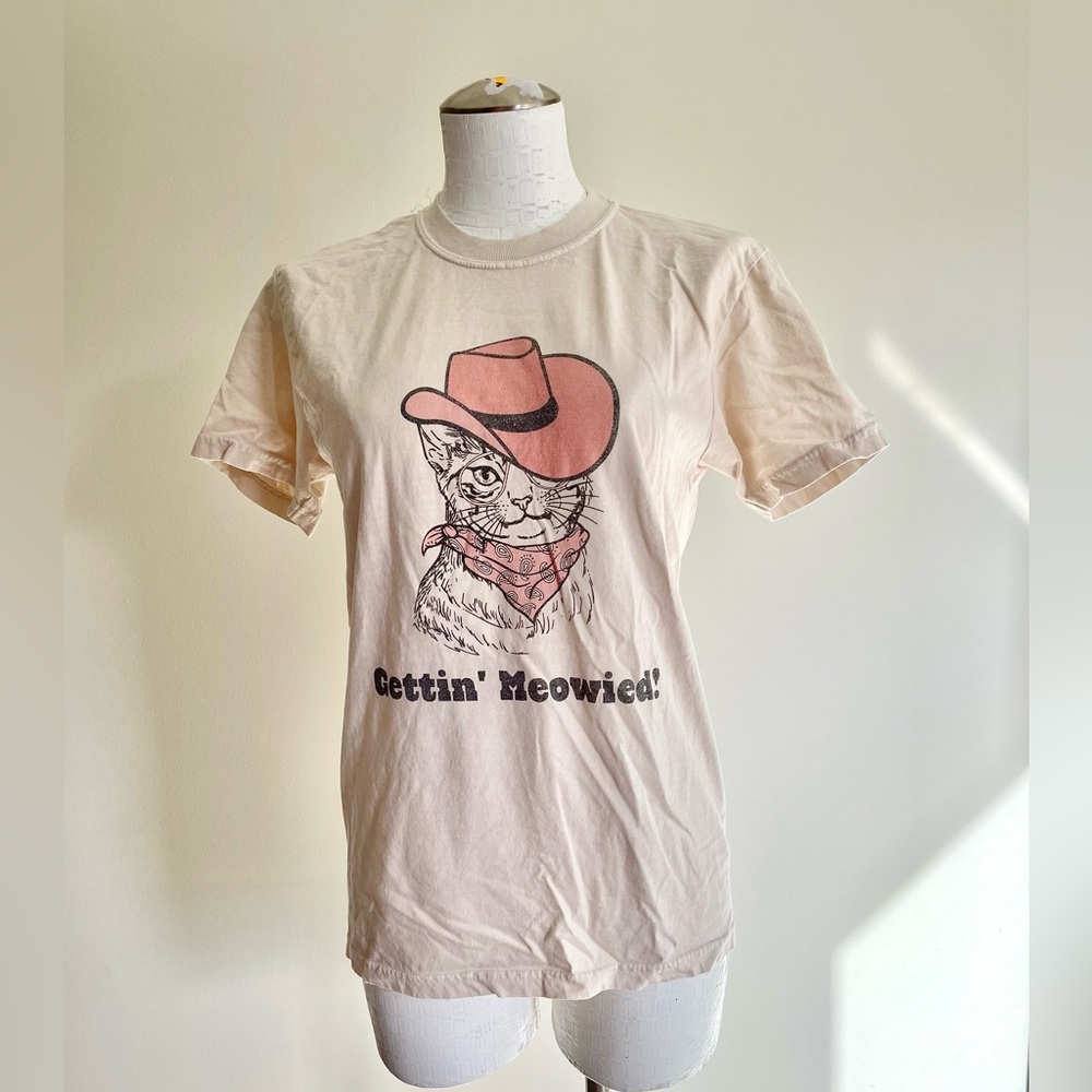 (S) Gettin’ Meowied’ Bachelorette cat cowboy T-shirt